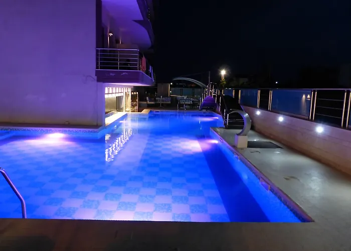 Principal New Leisure Hotel